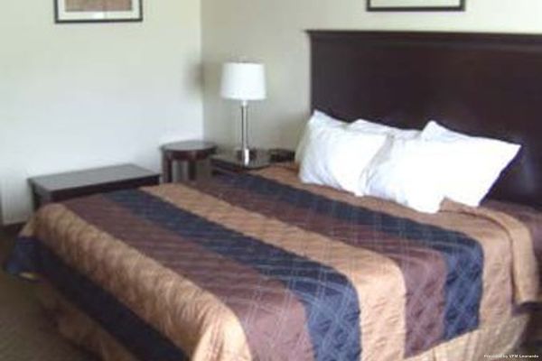 DAYS SUITES UPPER SANDUSKY (Upper Sandusky)